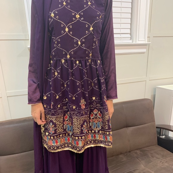 Fancy Pakistani Embellished Gharara Wedding Indian Party Wear Shalwar Kameez - Picture 2 of 8